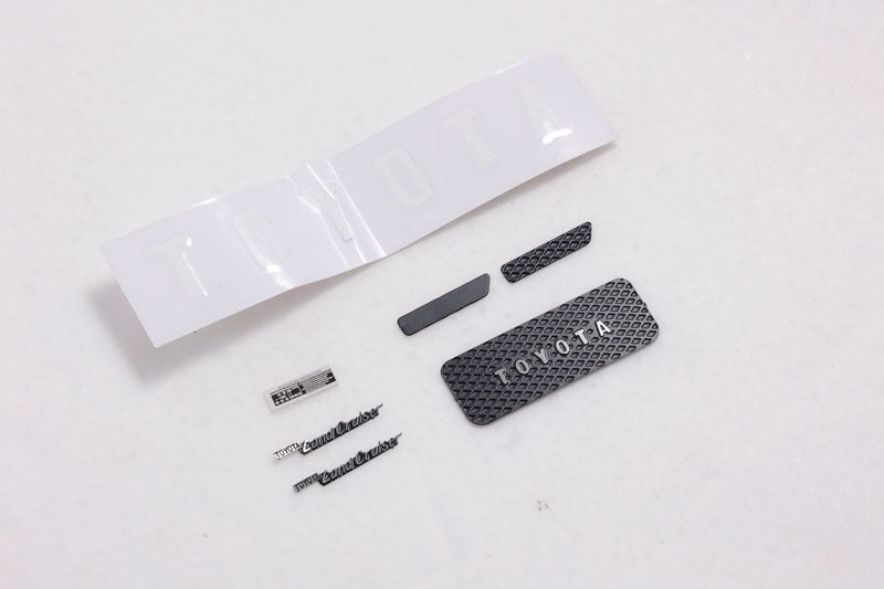 1:12 TOYOTA FJ45 logo set with various decals and trim pieces