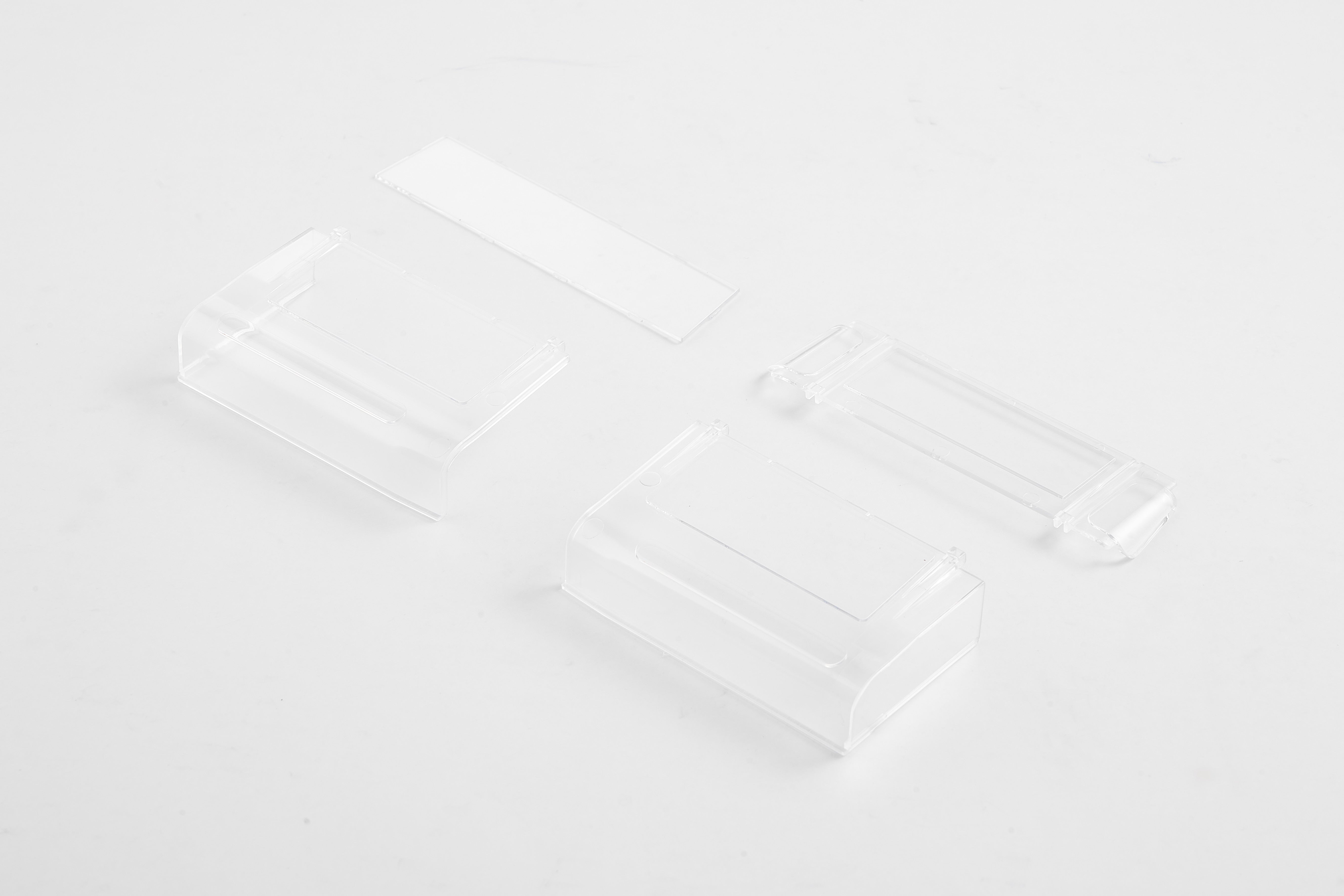 Clear plastic window set for 1:12 Land Rover RC model