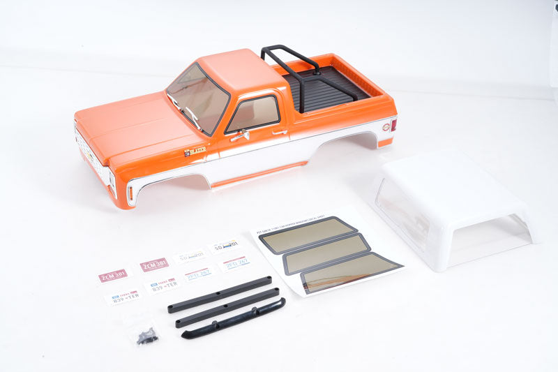 1:10 Chevrolet K5 Blazer car body painted orange and black with accessories