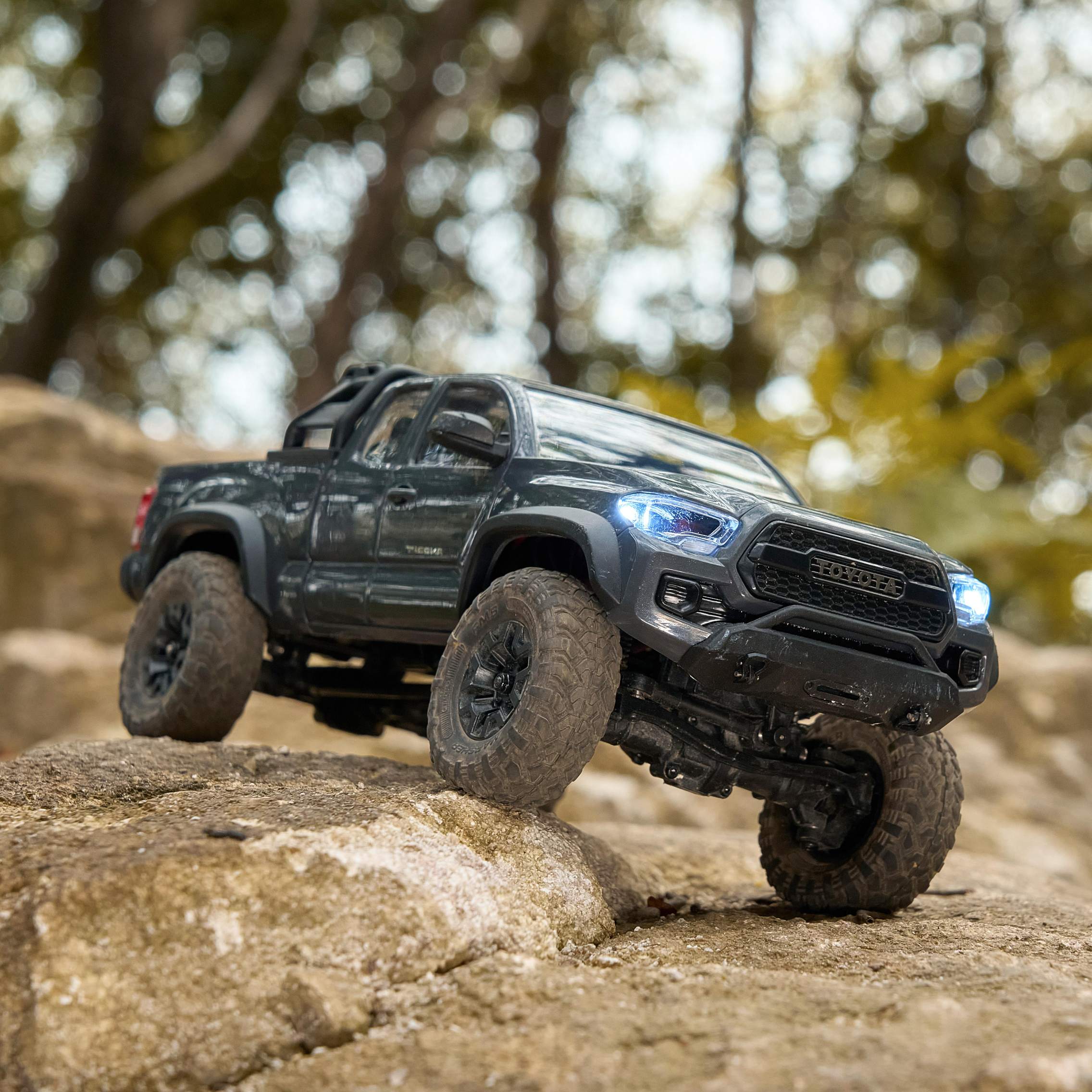 FMS 1:24 FCX24M Toyota Tacoma RTR