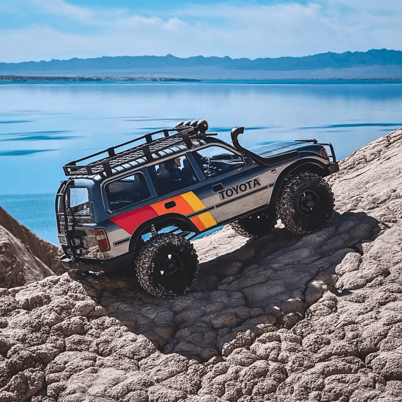 FMS 1:10 FCX10 LC80 Toyota Land Cruiser 80 RS – FMS Model