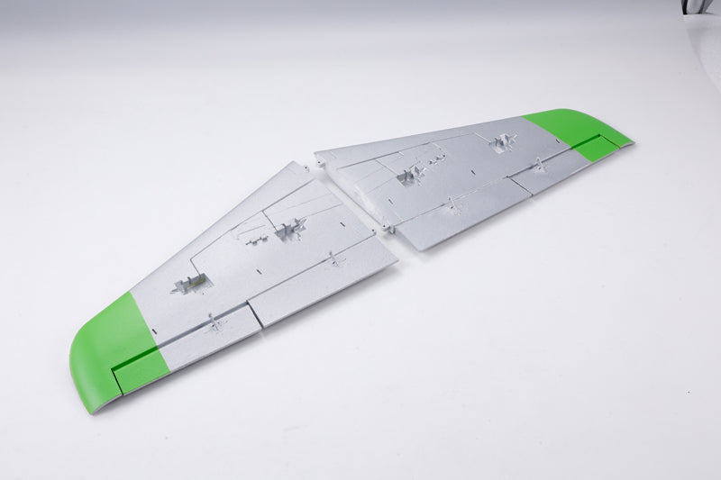 64mm Futura main wing set in silver with green tips