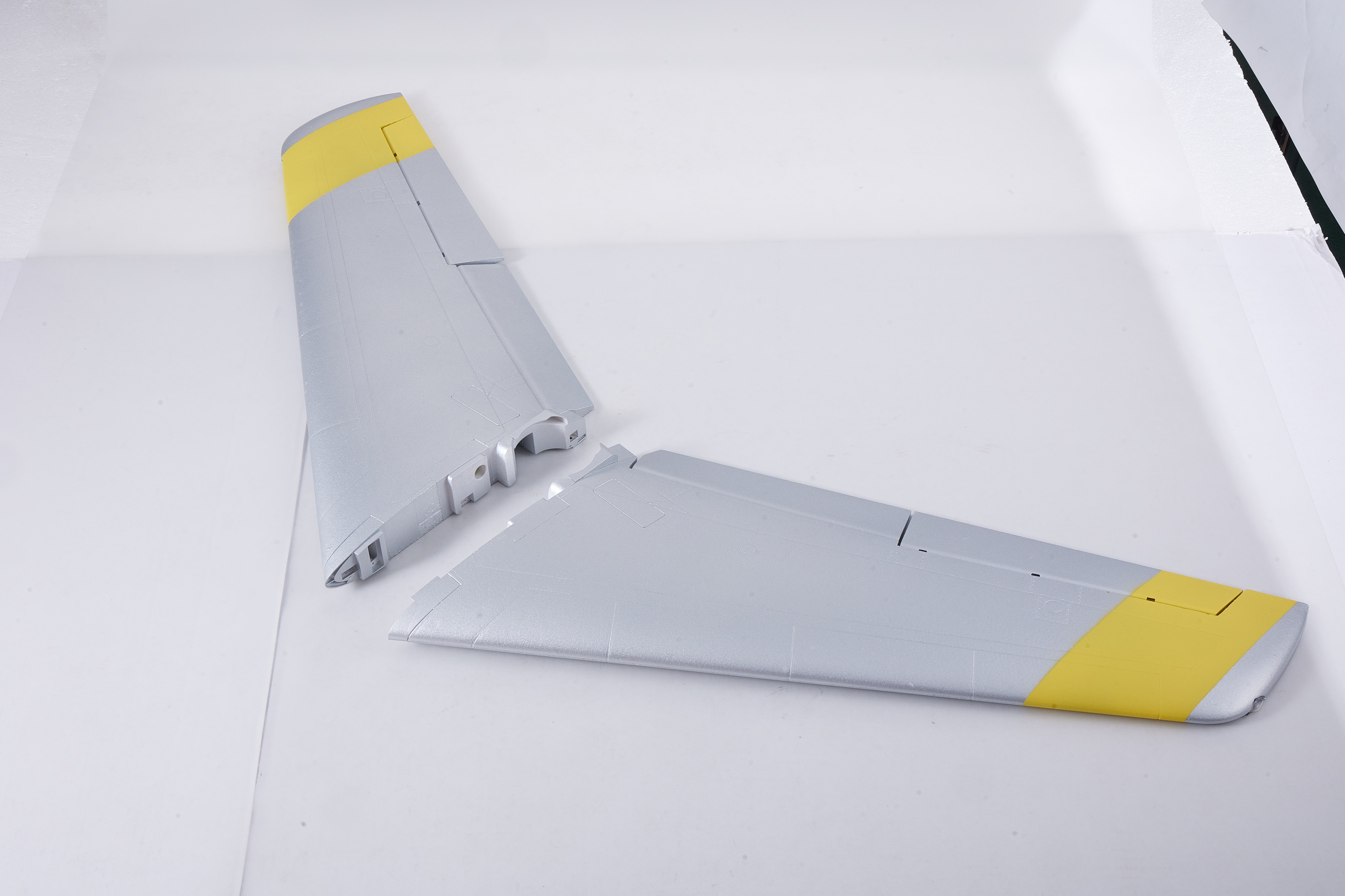 80mm F-86 main wing set grey with yellow tips for RC airplane