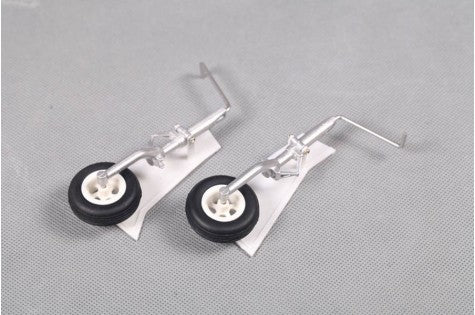 800mm P-51D main landing gear set with black wheels and silver struts