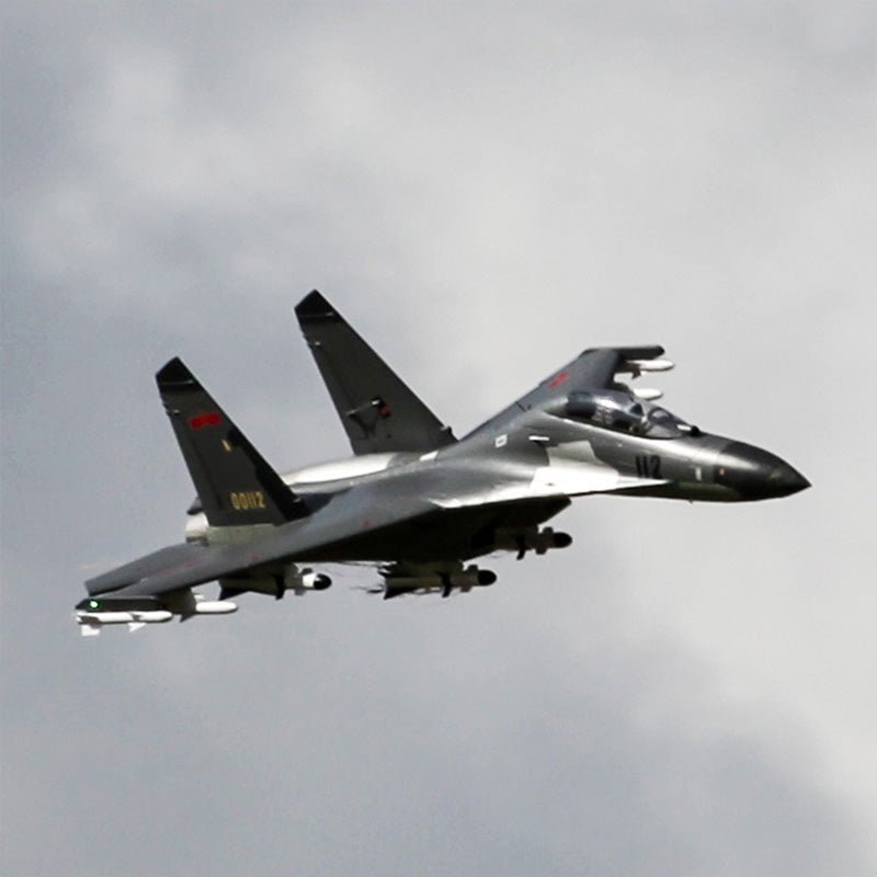 FMS Dual 70mm EDF SU-27 / J-11 PNP jet in flight