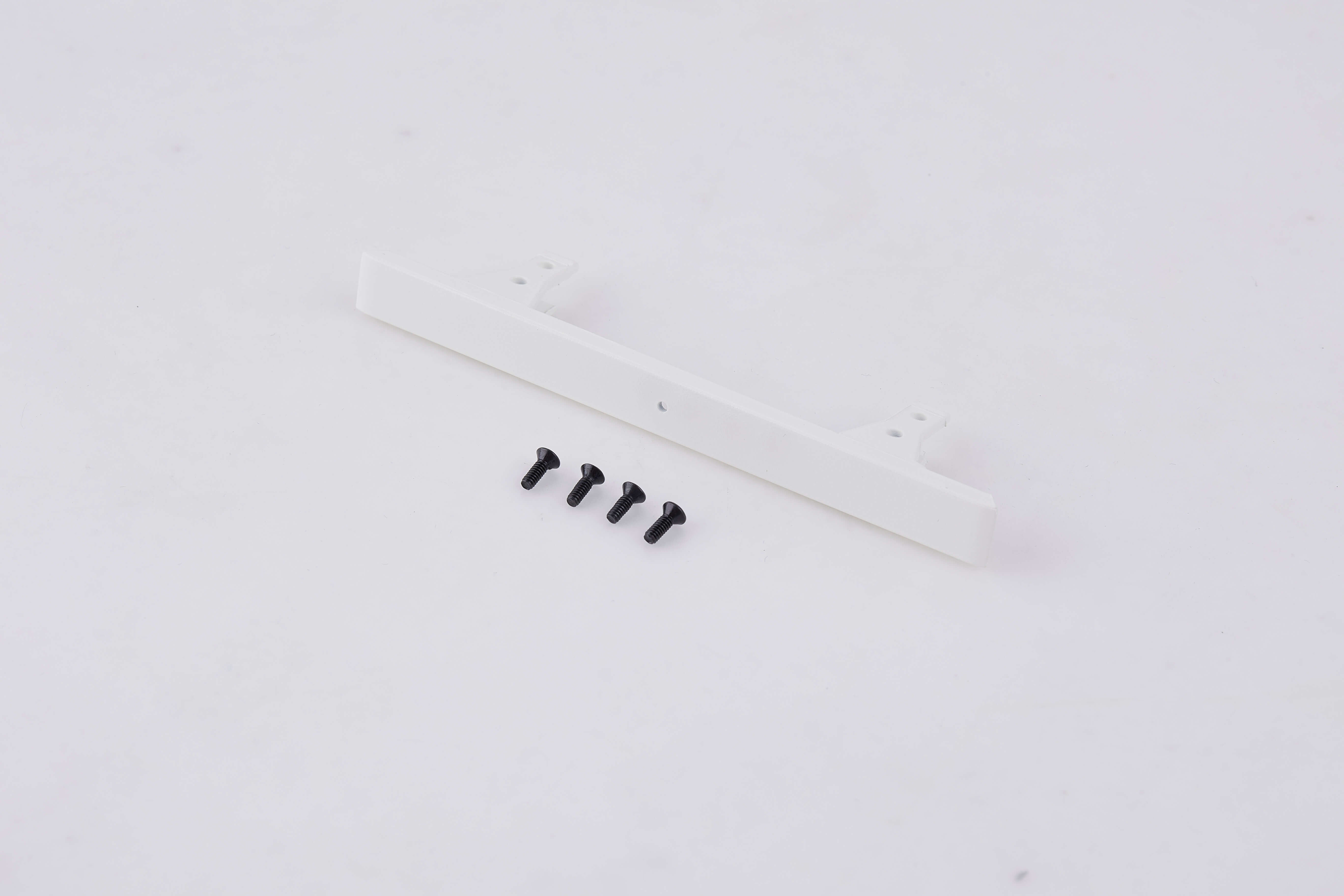 1:12 Toyota FJ45 white front bumper with four black screws