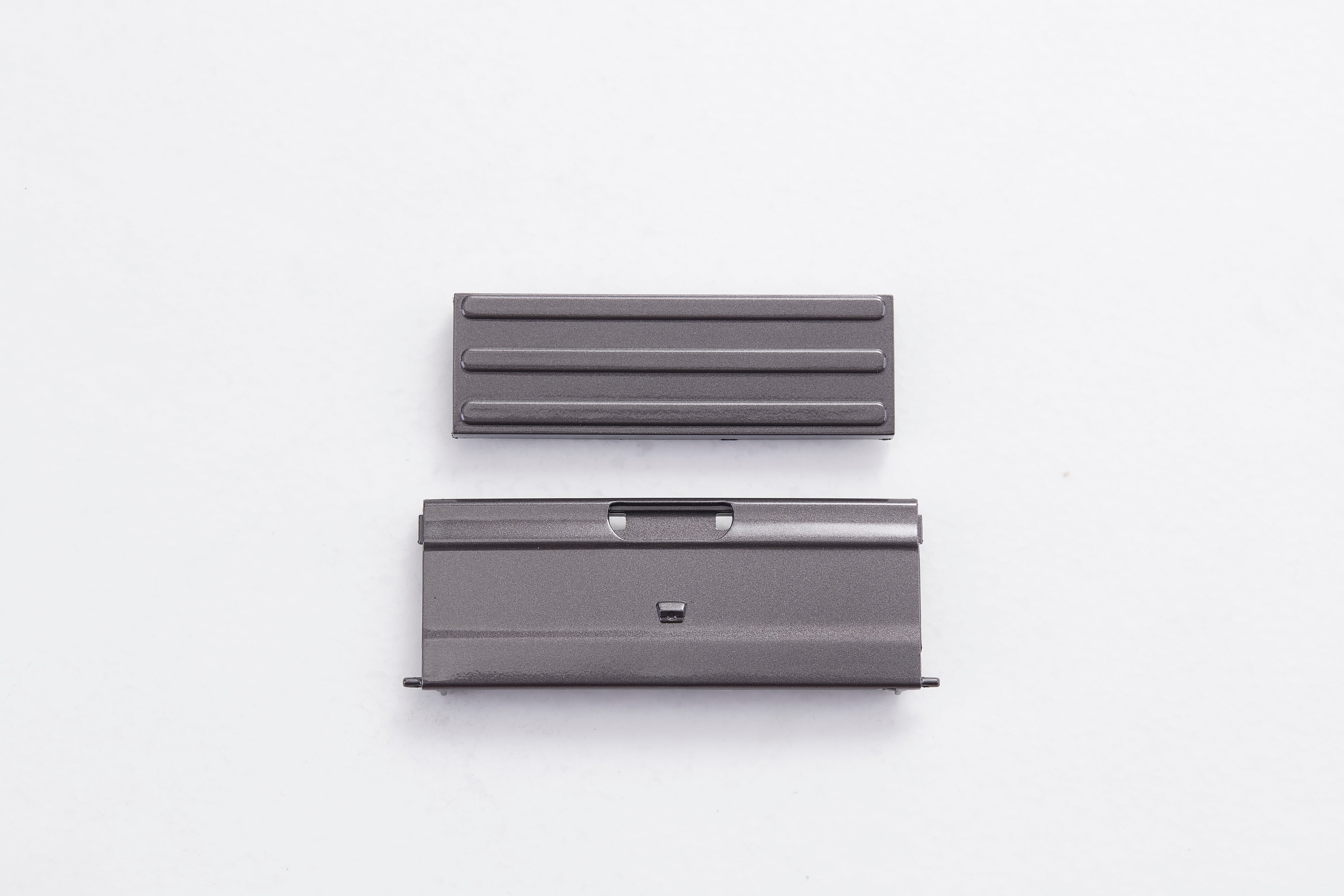 1/18 Cheyenne RC model rear door metal parts, grooves and flat design.