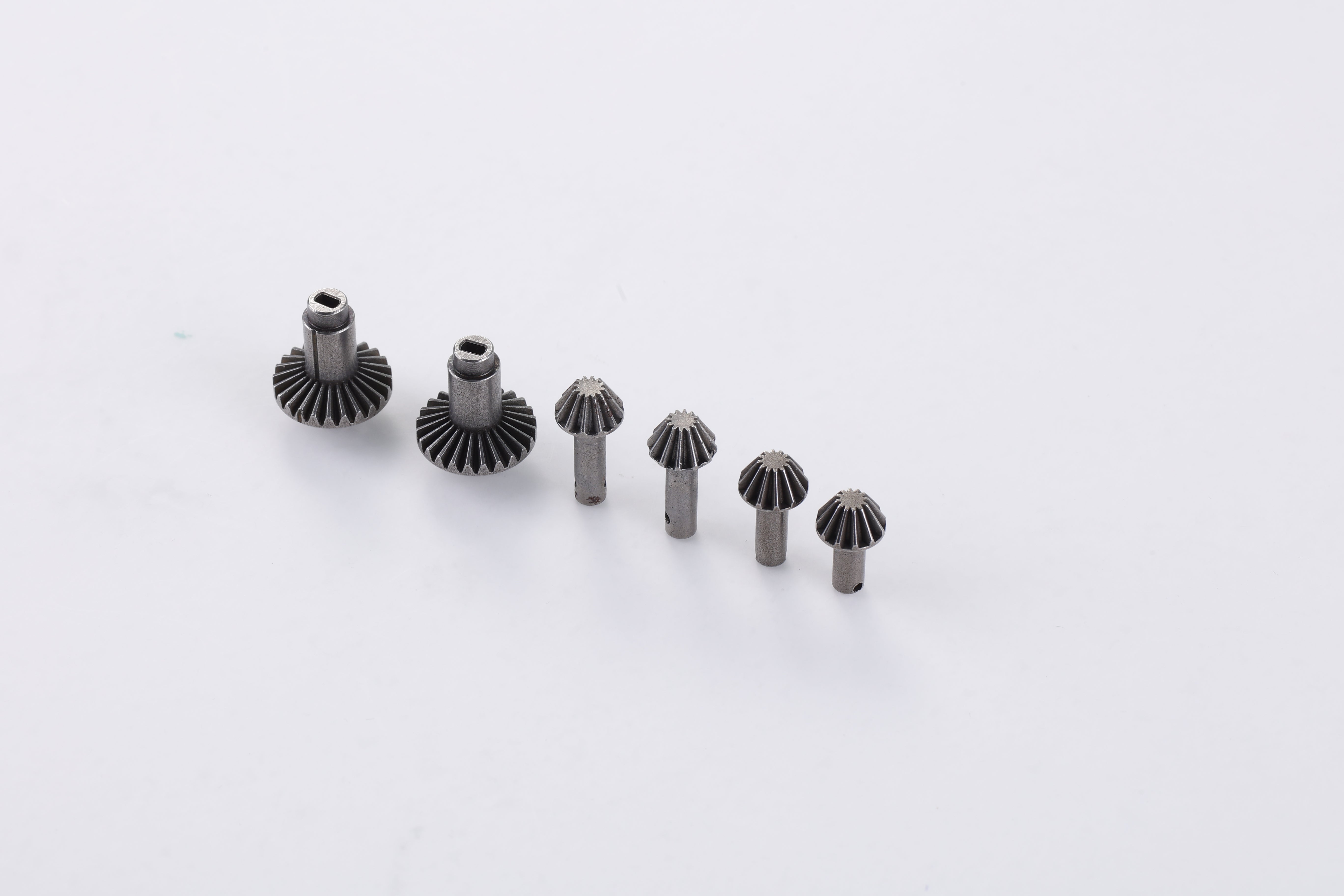 Metal drive axle gears for RC model vehicles
