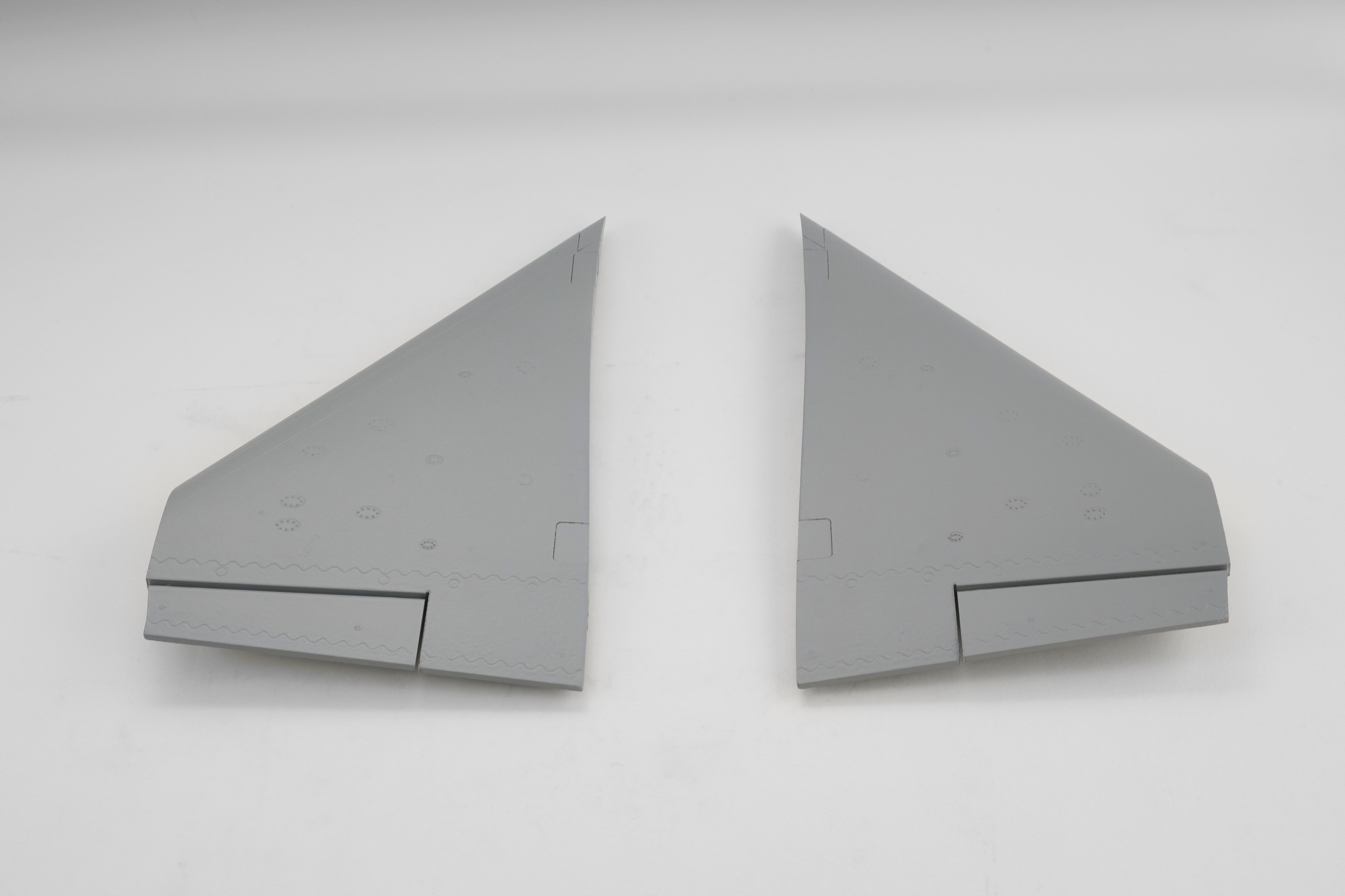 Main wing set for 64mm Rafale EDF Jet in grey color