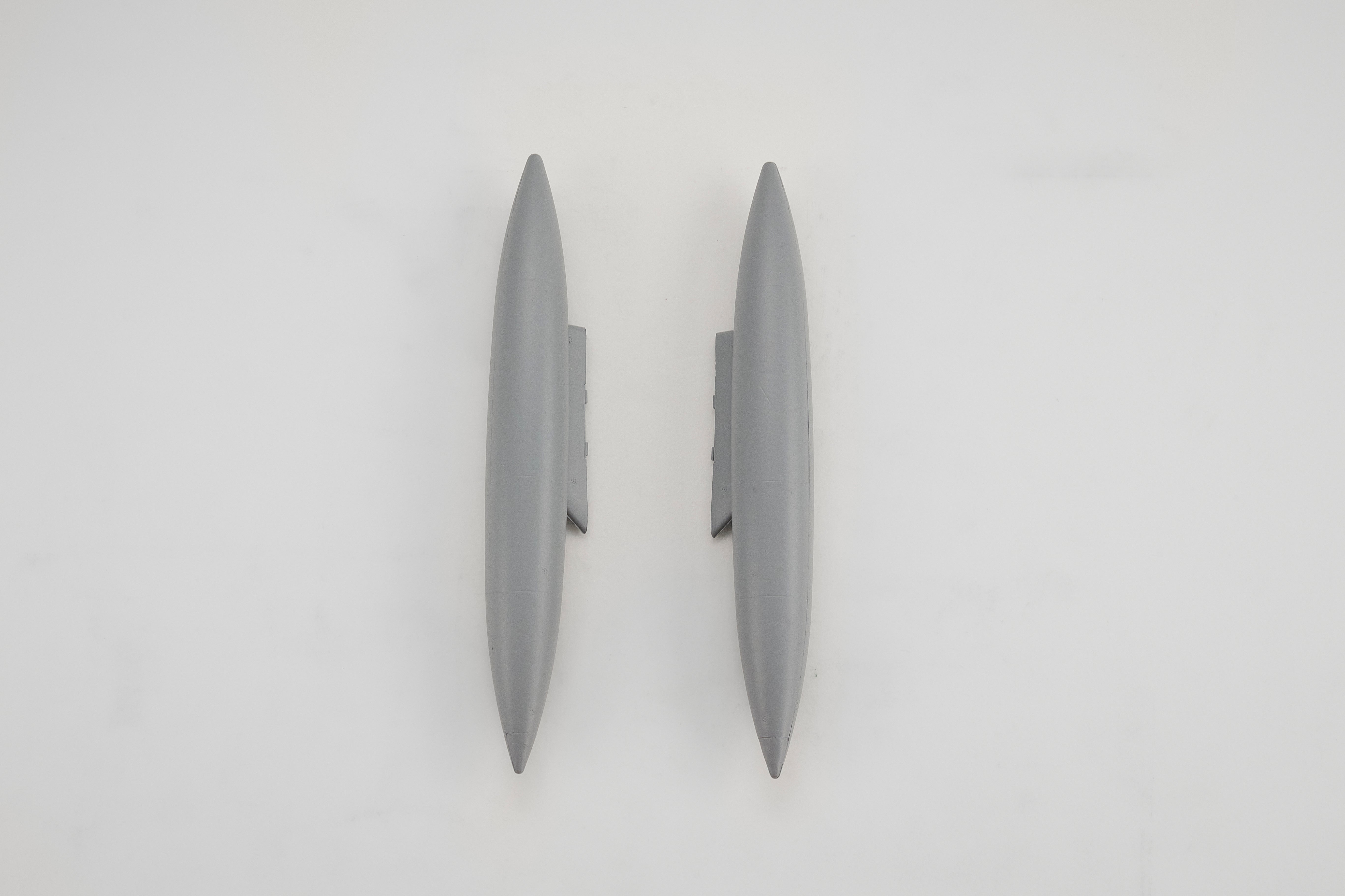 Gray oil tanks for 64mm Rafale EDF jet model